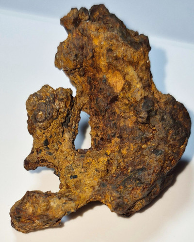 kivora_starkian_mesosiderite_meteorite.jpg