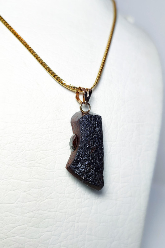 kivora_starkian_meteorite_jewelry.jpg